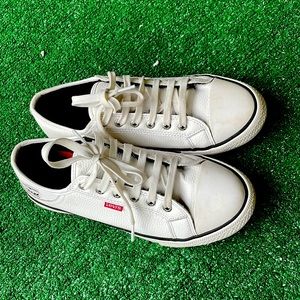 Levi’s women shoes
